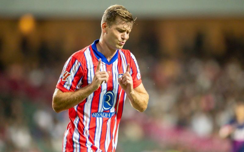 Alexander Sørloth luôn thi đấu với phong thái chuyên nghiệp.