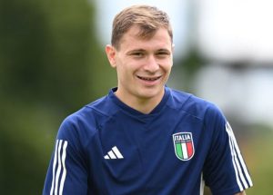 Anh mang đến sự chắc chắn, tinh thần chiến đấu và nhịp độ trận đấu ổn định cho đội bóng