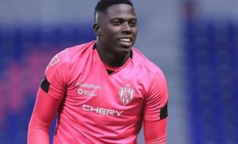 Anh sở hữu khả năng phát động tấn công thông minh và phối hợp nhịp nhàng với đồng đội