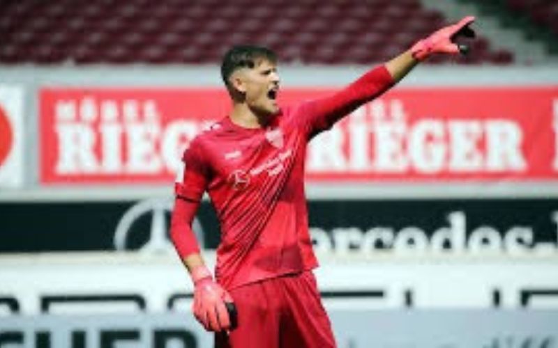 Gregor Kobel là một thủ môn tiềm năng của bóng đá châu Âu.