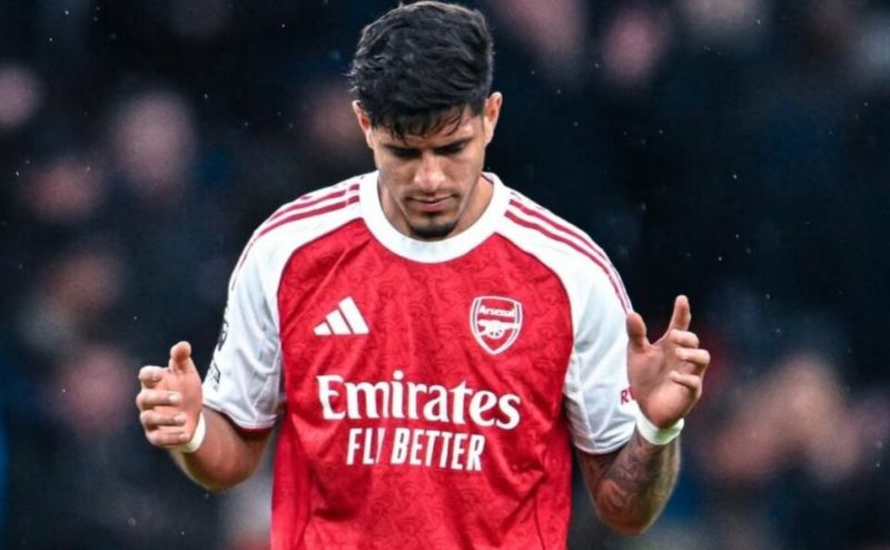 Hincapié là hình mẫu trung vệ hiện đại, tự tin và đầy khát vọng tỏa sáng ở Bundesliga