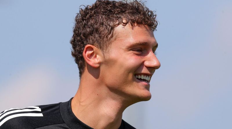 Pavard từng ghi dấu ấn với cú sút huyền thoại tại World Cup 2018, mở ra hành trình vươn tới đẳng cấp thế giới