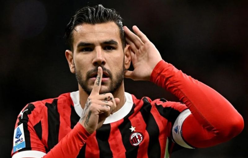Theo Hernández đang khẳng định mình là hậu vệ trái xuất sắc của AC Milan