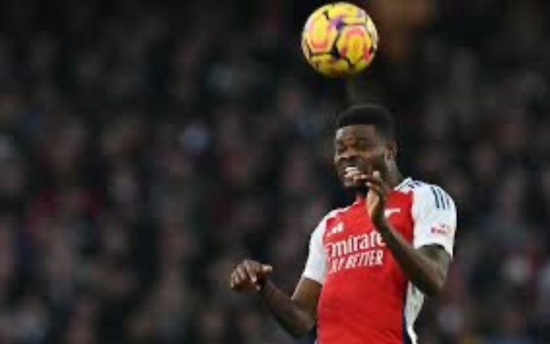 Chân sút sở hữu những yếu tố để trở thành tiền vệ trụ toàn diện.